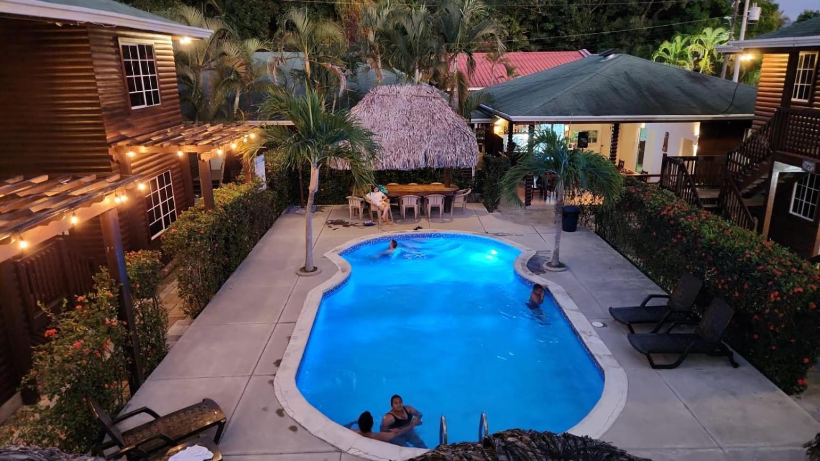 Hotel Playa Caribe Tela Exterior foto